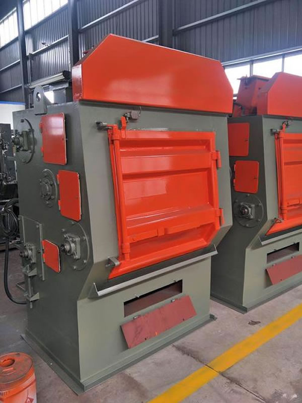 Caterpillar shot blasting machine